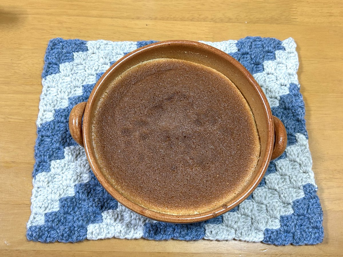 ツカサ、誕生日おめでとう🎉

集い初参加ですどきどき
割と馴染みの方々で安心😊

何も用意できなかったので、画像は少し前に作った某漫画スーパープディング
ちょっと焼きすぎました‥

 #焚き火を囲む旅人の集い