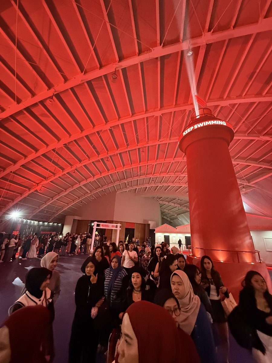 ruthfebry's tweet photo. Everything lit is FYA… thank you @SpotifyID for the amazing event #SWIMSIDE #SPOTIFYxBTS https://t.co/glx4ZDY6cm