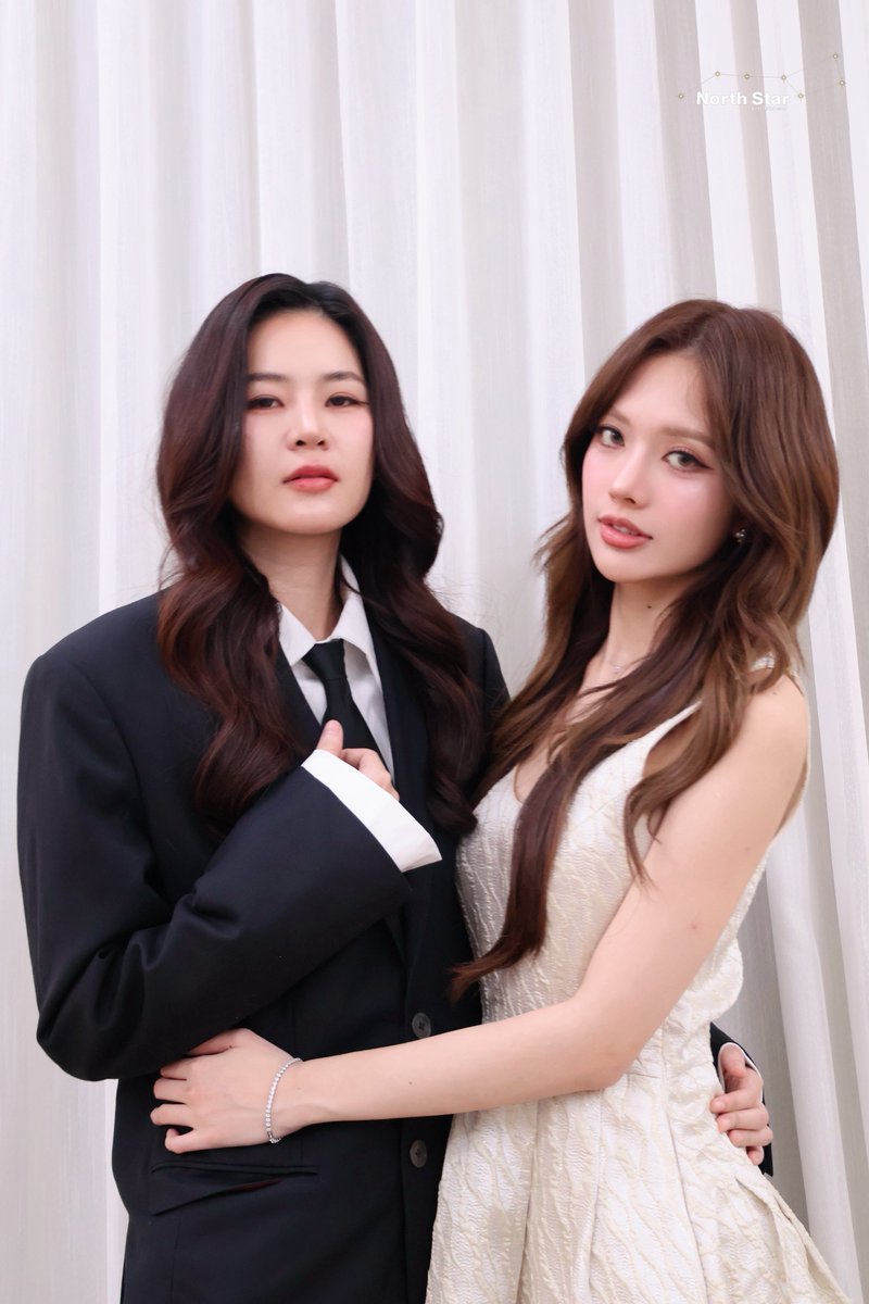 The Earth tweet media