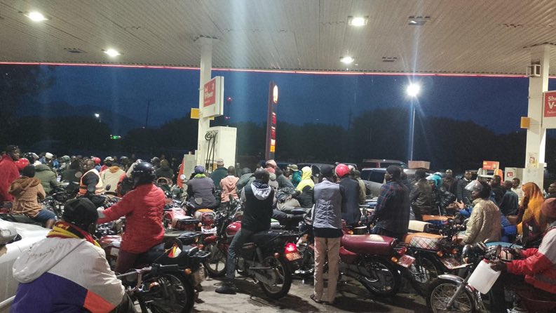 Edwin Tus🌹 tweet media