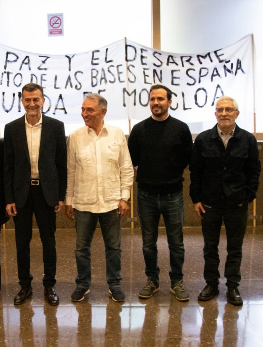 CALANDRACASEl tweet media