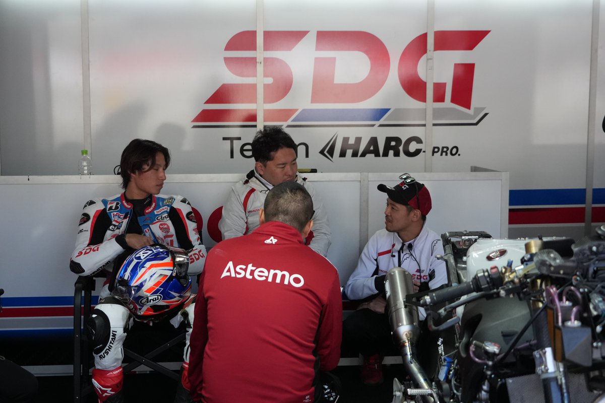 🫶推し活JRR🏁

國井 勇輝選手
<a href="/YukiKunii921man/">Yuki Kunii</a> 
SDG Team HARC-PRO.Honda
<a href="/SdgMSOfficial/">SDG Motor Sports Official</a> 

「まだまだ良くなるはずです」
▼最新コンテンツ公開
community.jrr.jp/groups/115

🏁𝙍𝘼𝘾𝙀 𝙄𝙉𝙁𝙊.🏁
2026 MFJ全日本ロードレース選手権第2戦
[ SUPERBIKE RACE in SUGO ]