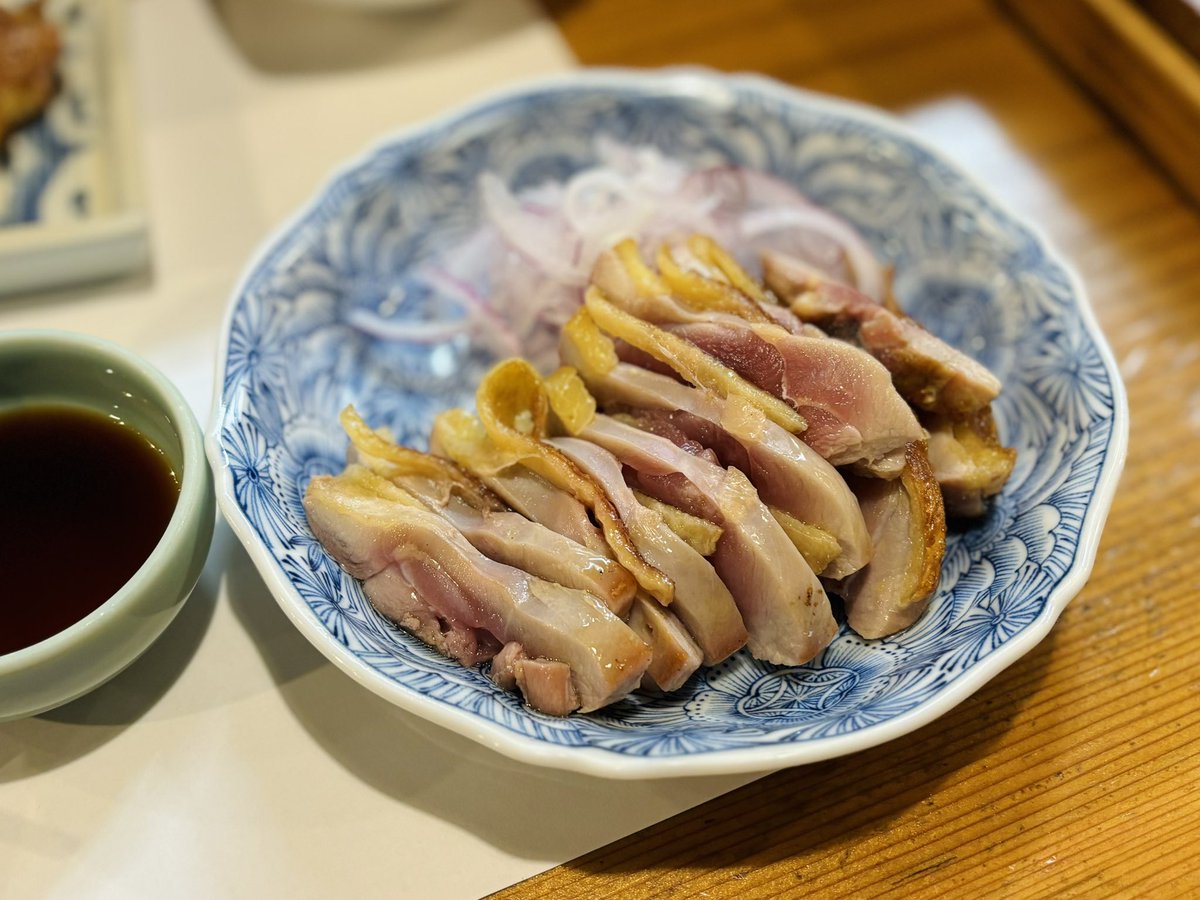 majyokkorei's tweet photo. 新宿で一番好きな、焼き鳥屋。 https://t.co/uopgw0f1kO