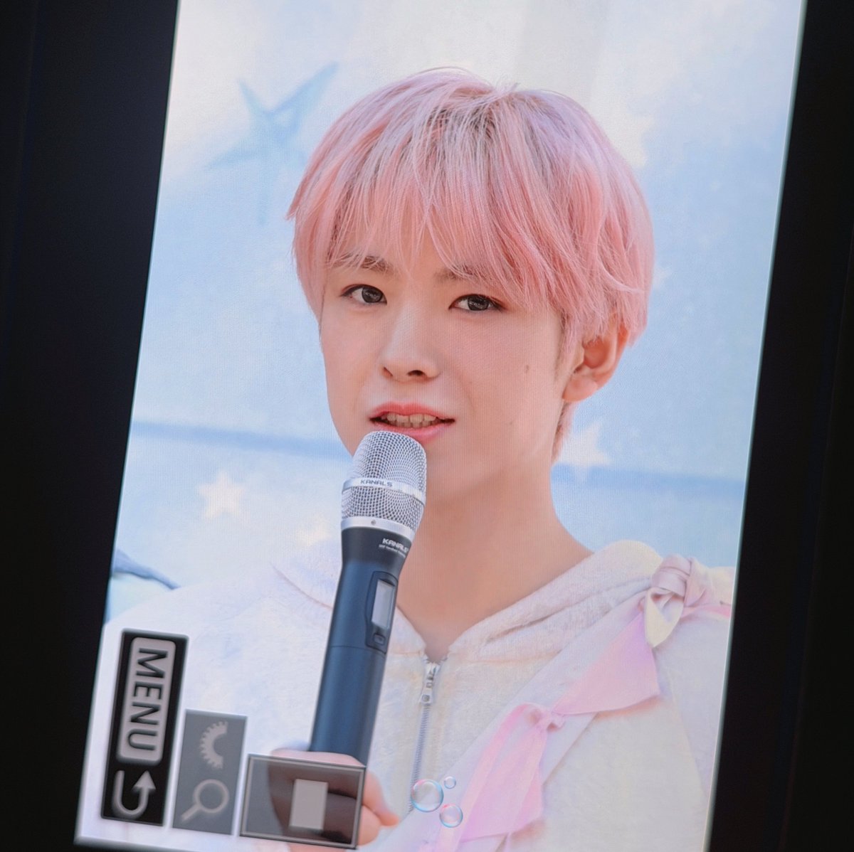 상암나들이너무재밌다
묭훈아 누나 언제 사녹봐🧎🏻‍♀️