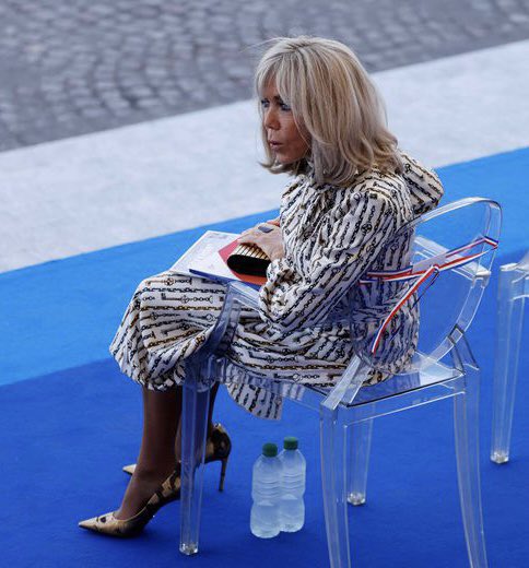 romuald_correia's tweet image. Voilà voilà...