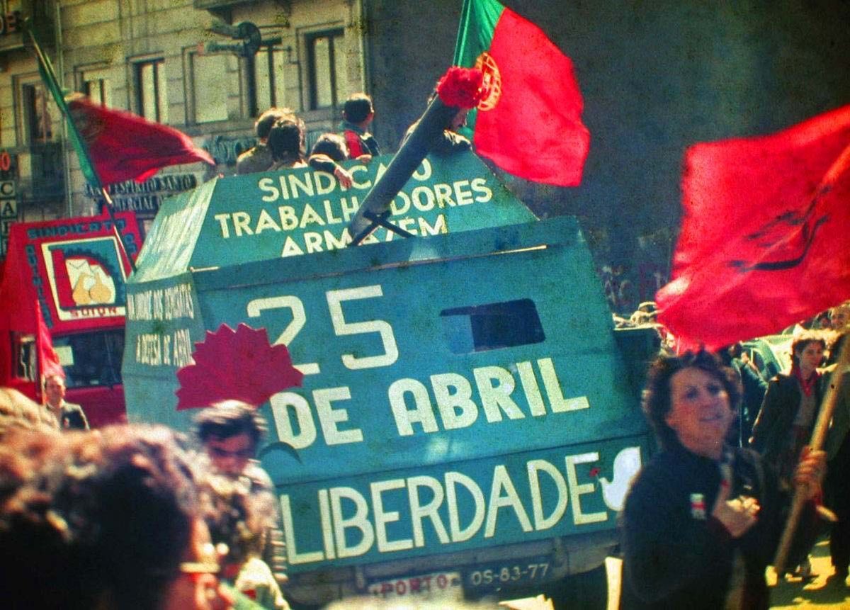 ⠀⠀⠀⠀⠀⠀⠀⠀⠀⠀⠀⠀Feliz dia da liberdade para os Portugueses! 🇵🇹 Feliz dia 25 de Abril. 🫡🇵🇹