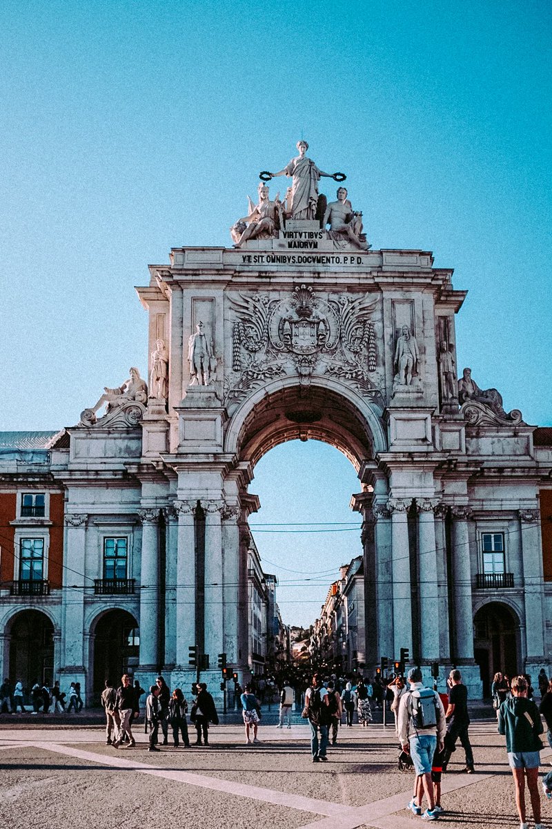 dudapan's tweet photo. Lisboa, Portugal, 2026 #fujix100T https://t.co/S2RhHeLijb