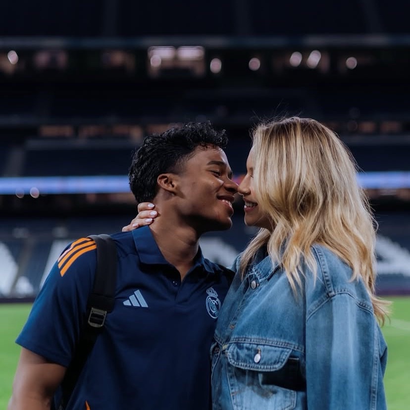 🚨 Endrick's father: "At Real Madrid, they took away Endrick's playground. He has a phrase where he says that a pitch is like an amusement park."

"But at Real Madrid, somehow, he lost that feeling. He now just wants to go back to playing football. My daughter-in-law was decisive