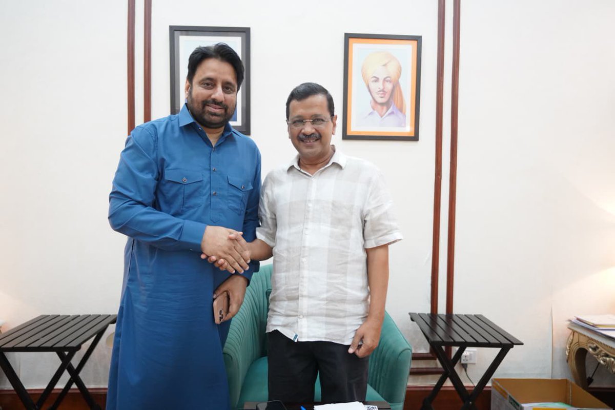 Rafiusshan2's tweet photo. हर कोई @KhanAmanatullah भाई नहीं हो सकता,फ़ख़्र है आप पर 🔥🔥|| @aamirDelhite  @ArvindKejriwal  @AAPDelhi https://t.co/PmobCghB6u