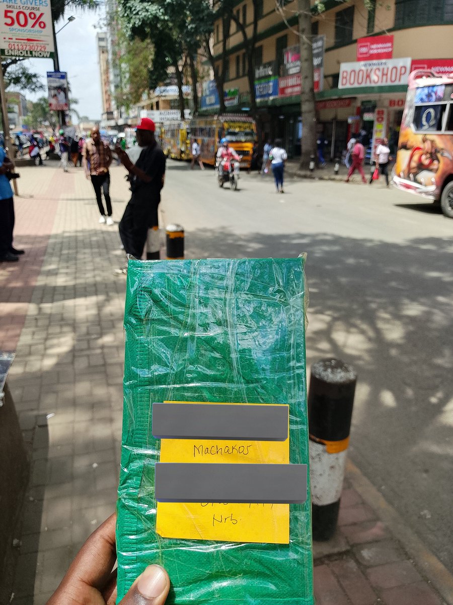 crazy_kenyan__'s tweet image. Your Saturday plug 🔌
Errands, deliveries &amp;amp; sourcing — sorted.
📞 +254 710 577795
#StayRelaxed #WeDeliver