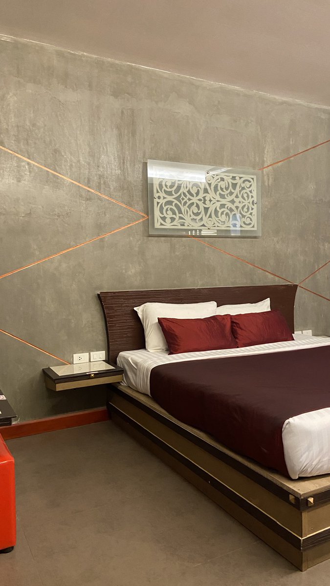 Bas.x200x tweet media