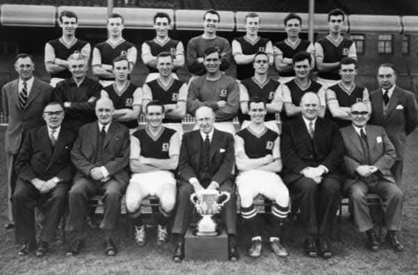 AndrewUllah's tweet image. Remembering @AVFCOfficial Legend Peter McParland born On This Day 1934. Thanks for the wonderful memories Peter you will never be forgotten 🏐🏆🏐🏆🏐🏆 @geezerbutler @StrideSteve #astonvilla #VillaPark