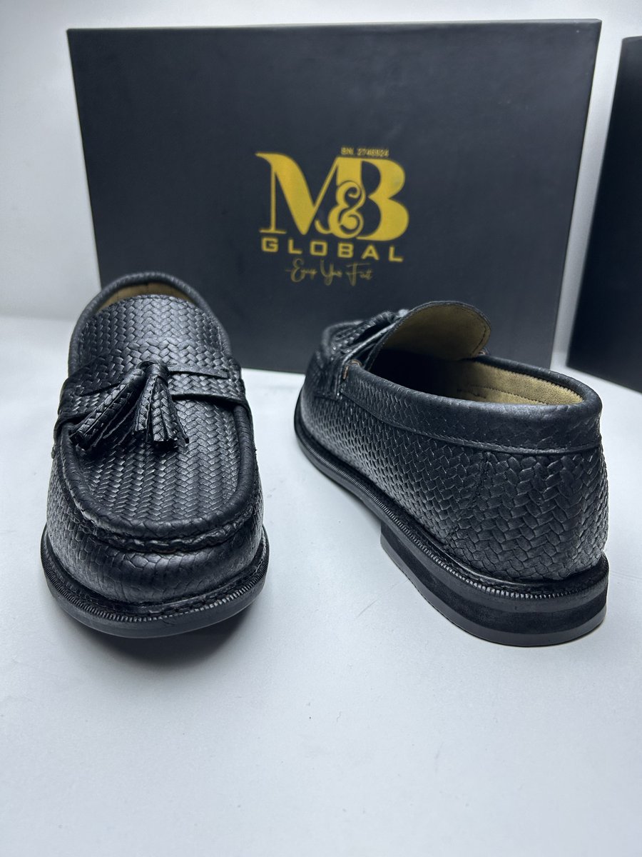 Muize | 👞🤝 tweet media