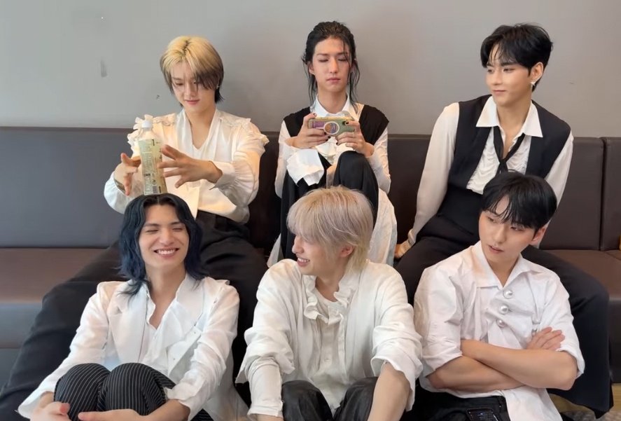ajuygonewrong's tweet photo. ode ama gaon kayanya mau juga itu gantian jailin si cantik.... https://t.co/rWUMNhXD19