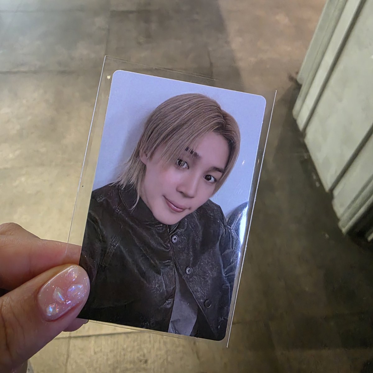 위버스 2차 럭드 지민-> 태형이 찾아요
용산 현장에서도 교환가능합니다
덕메분이 태프님이라 간절히원해요🙏
교환연락쥬세요!!!!!