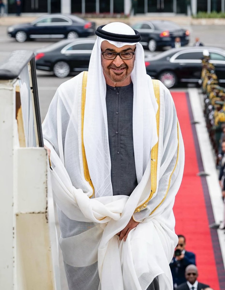 كم هيبتك عظيمه وكم نحن فخورين بك دمت لنا عز 

وفخر يا سيدي #محمد بن زايد ال نهيان 🫡🇦🇪