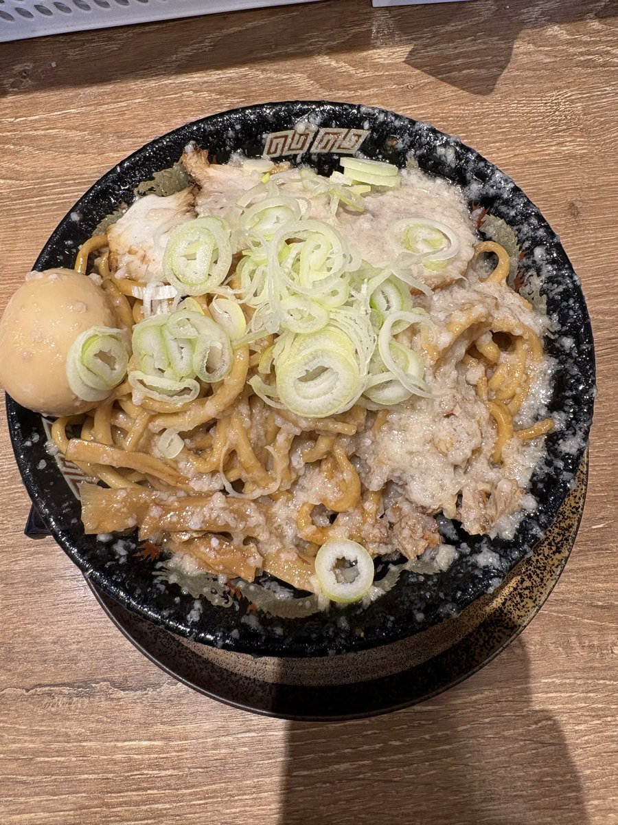 らーめん 平太周 吉祥寺店
爆盛油脂麺