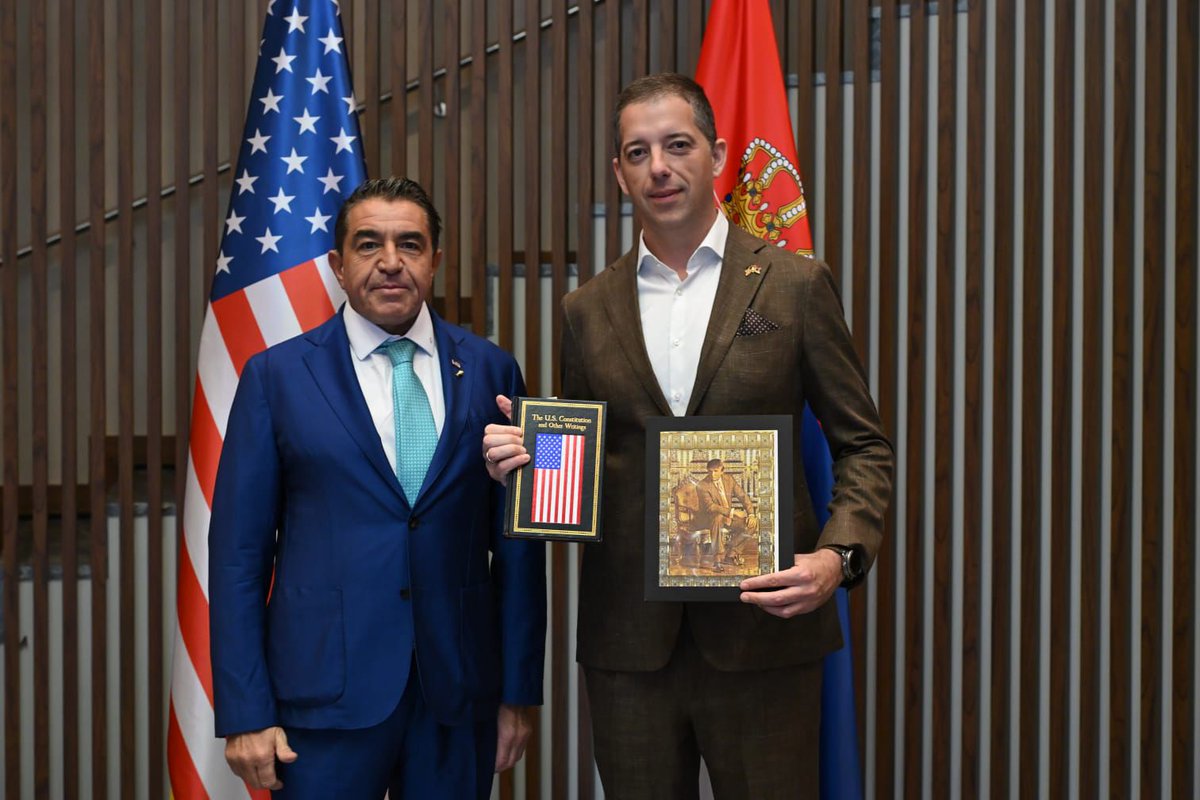 markodjuric's tweet image. I had the pleasure of hosting the Special Envoy of POTUS, Mr. @AMBZAMPOLLI, during his visit to Belgrade earlier this week.

Following our recent meeting in #Washington , it was great to reconnect with Mr. @AMBZAMPOLLI, a friend of Serbia and the region, here in #Belgrade.