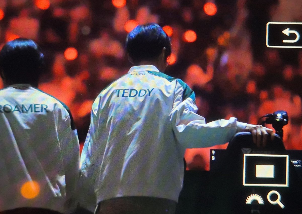 lovetxxdy's tweet image. 화이팅(´- `*)
#LCK #BROWIN #Teddy