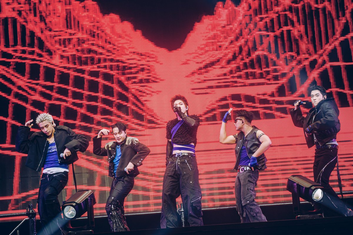 soko そこ tweet media