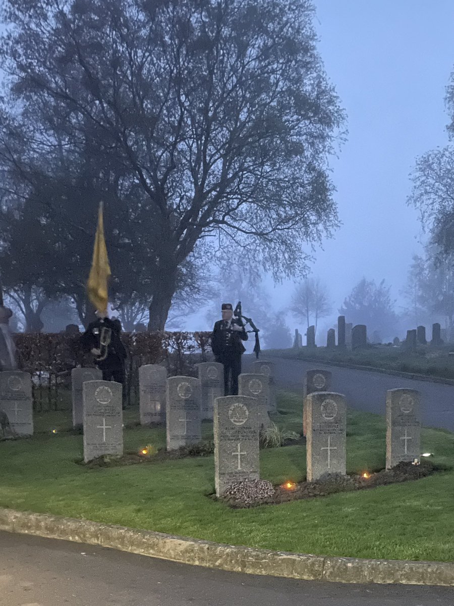 IanCMBE's tweet photo. As always - a privilege to represent @ErskineCharity at Glasgow’s dawn remembrance ceremony on #ANZACDay 🫡 https://t.co/WvLamltMfI