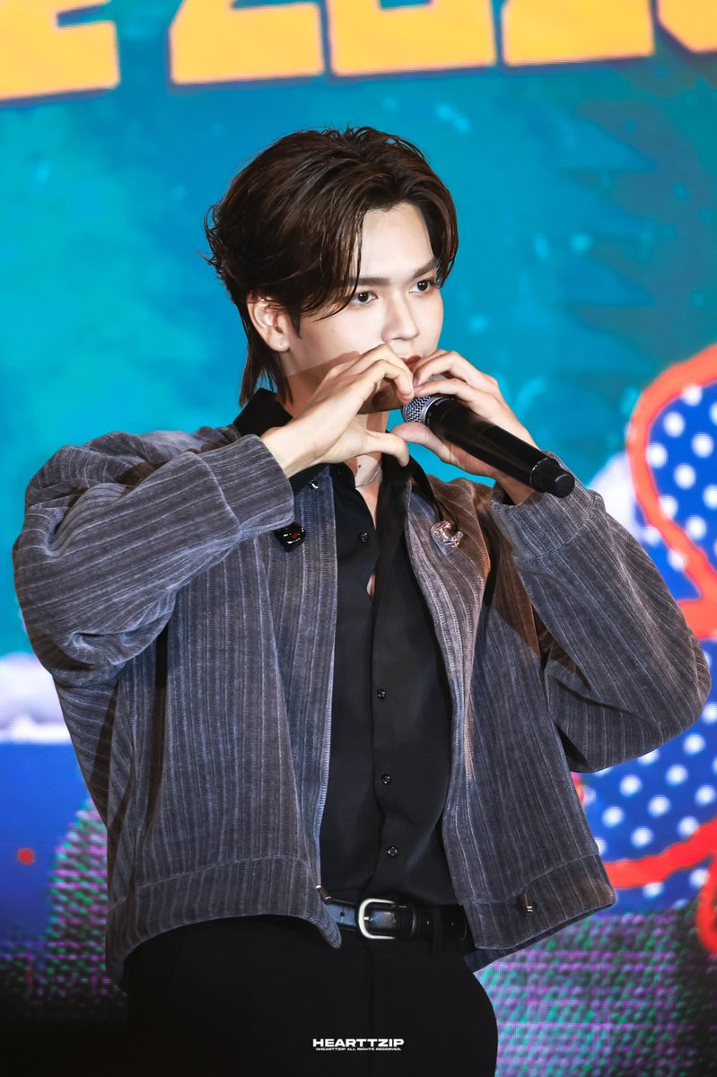 💘 𝙕𝙄𝙋. tweet media