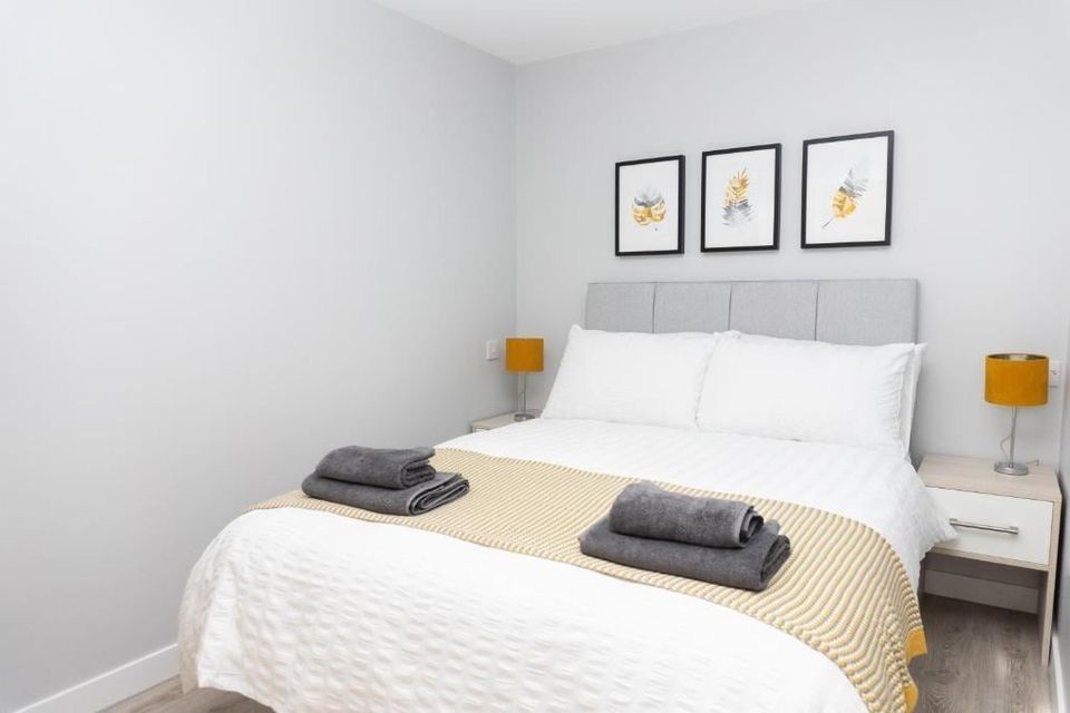 staylets1's tweet image. Planning a #weekendgetaway, attending an event, or #relocating?

Stay in the heart of #Cheltenham with everything you need, from 2 nights to 6 months. #StayLets is your #homeawayfromhome 🧡

Book directly at buff.ly/h6x2VJq

#Staycation #ServicedApartments #Travel