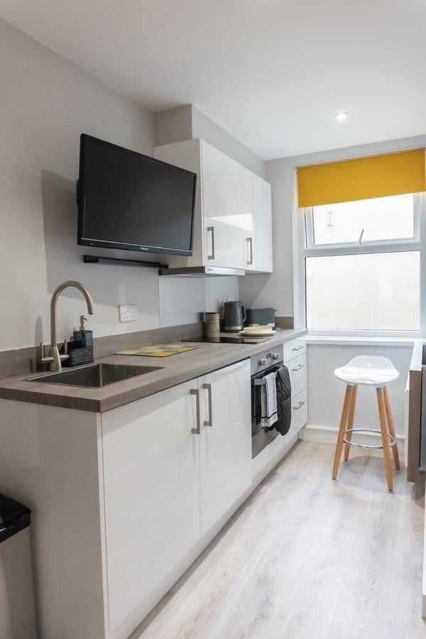 staylets1's tweet image. Planning a #weekendgetaway, attending an event, or #relocating?

Stay in the heart of #Cheltenham with everything you need, from 2 nights to 6 months. #StayLets is your #homeawayfromhome 🧡

Book directly at buff.ly/h6x2VJq

#Staycation #ServicedApartments #Travel