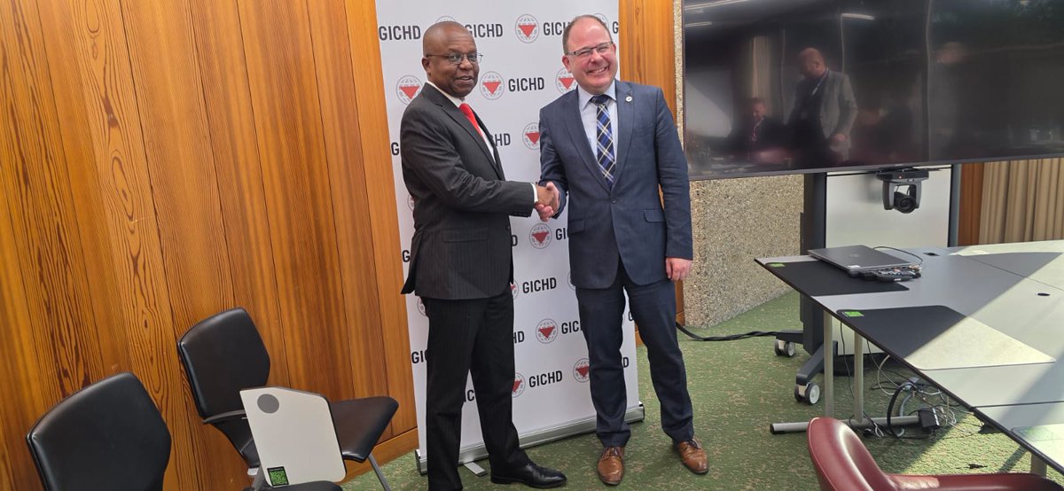 IPSTCKenya's tweet photo. Our Director, Maj Gen Mwazighe represented us at the #NDMUN29 "One Humanity” conference at the Geneva International Conference Centre from 22–24 April, joining global leaders in humanitarian mine action.
@theGICHD
#OneHumanity #MineAction  #SustainableDevelopment https://t.co/pdTA7EBYkB