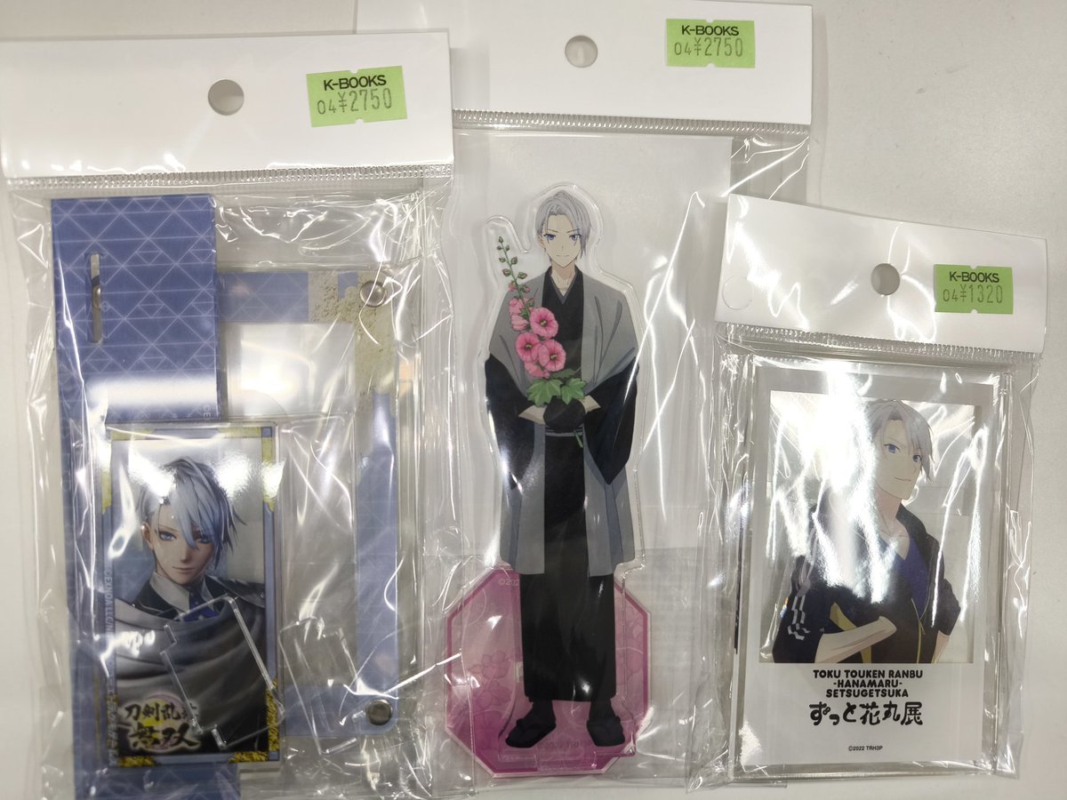入荷情報】 刀剣乱舞 とうらぶ 刀剣乱舞 無双 アクスタ付きカード 