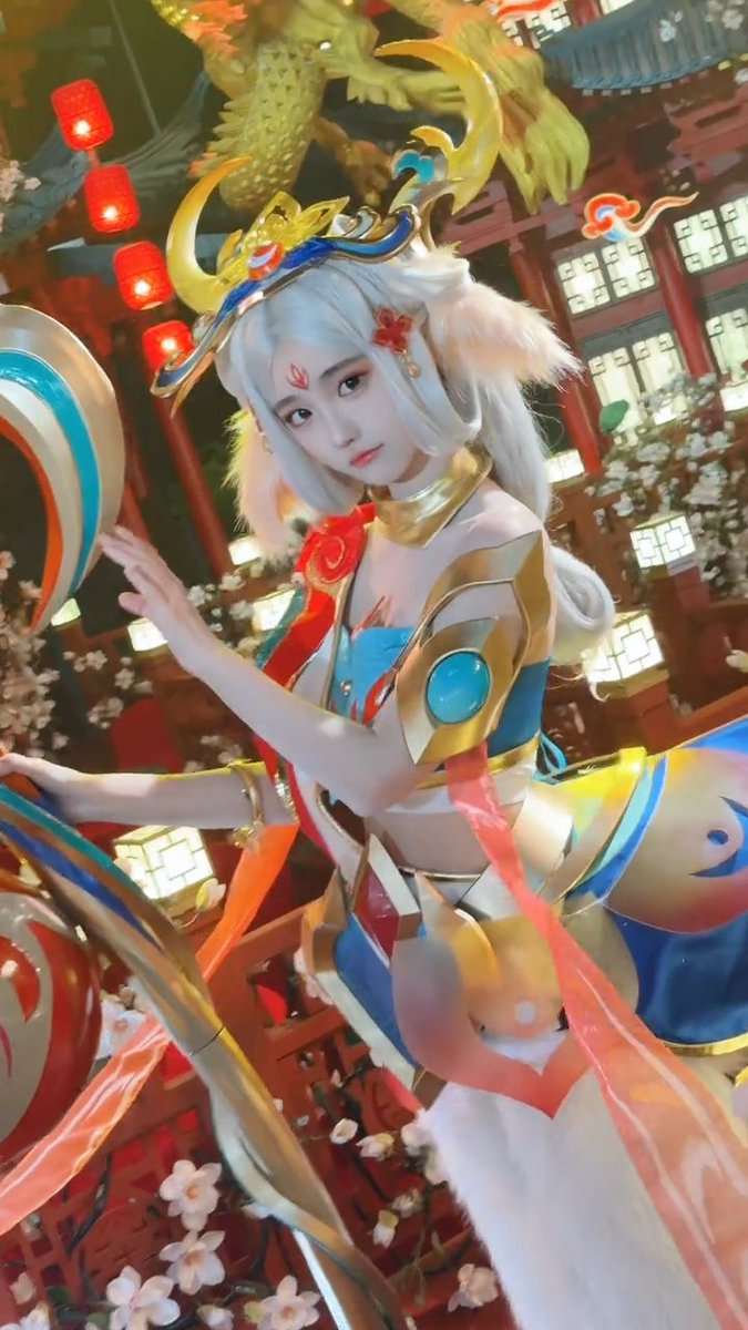 蔡文姬 tweet media