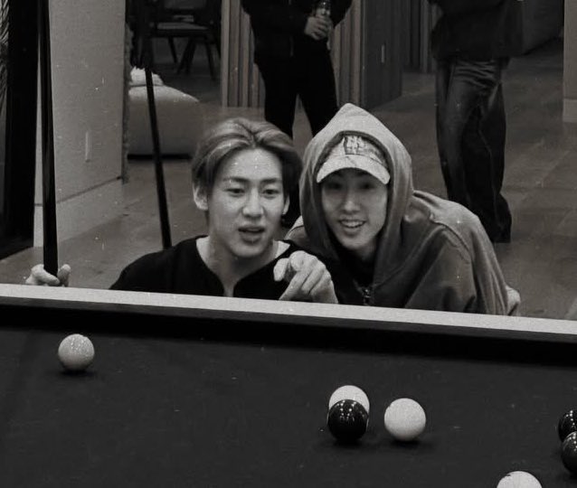 มาร์คแบมก็เหมือนต้นปาล์มคู่ มันมีความหมายแฝงอยู่ อย่างลึกซึ้ง มันหมายถึงการเติบโตมาด้วยกัน และ ยืนอยู่เคียงข้างกันตลอดไปไป💜❤️💑
 #MTBB #MarkBam