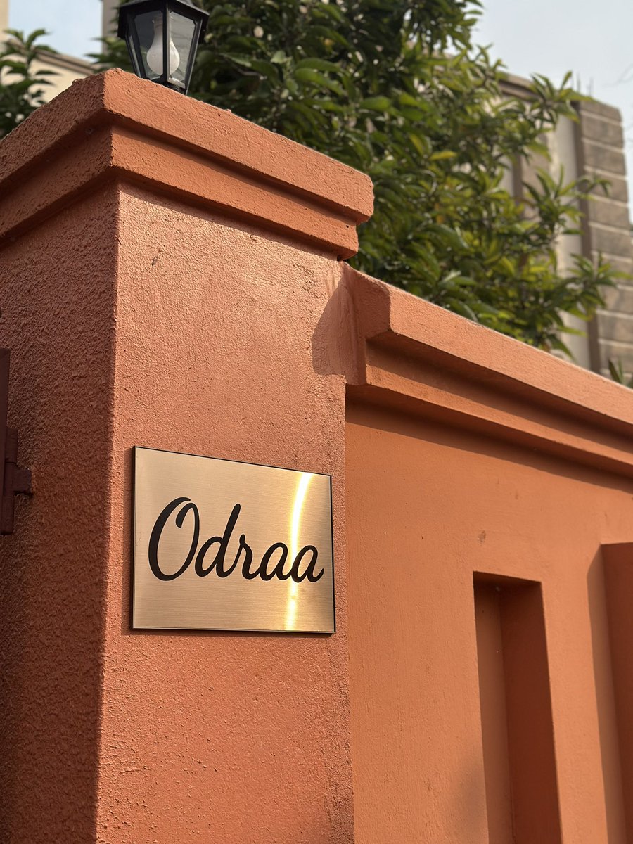 latantly_'s tweet image. My go-to/recommended @OdraaDine order for two: Steamed rice. Mustard Prawn. Ambula Rai. Badi Chura. Pampada platter. 

#Bhubaneswar #Lunch #Odraa
