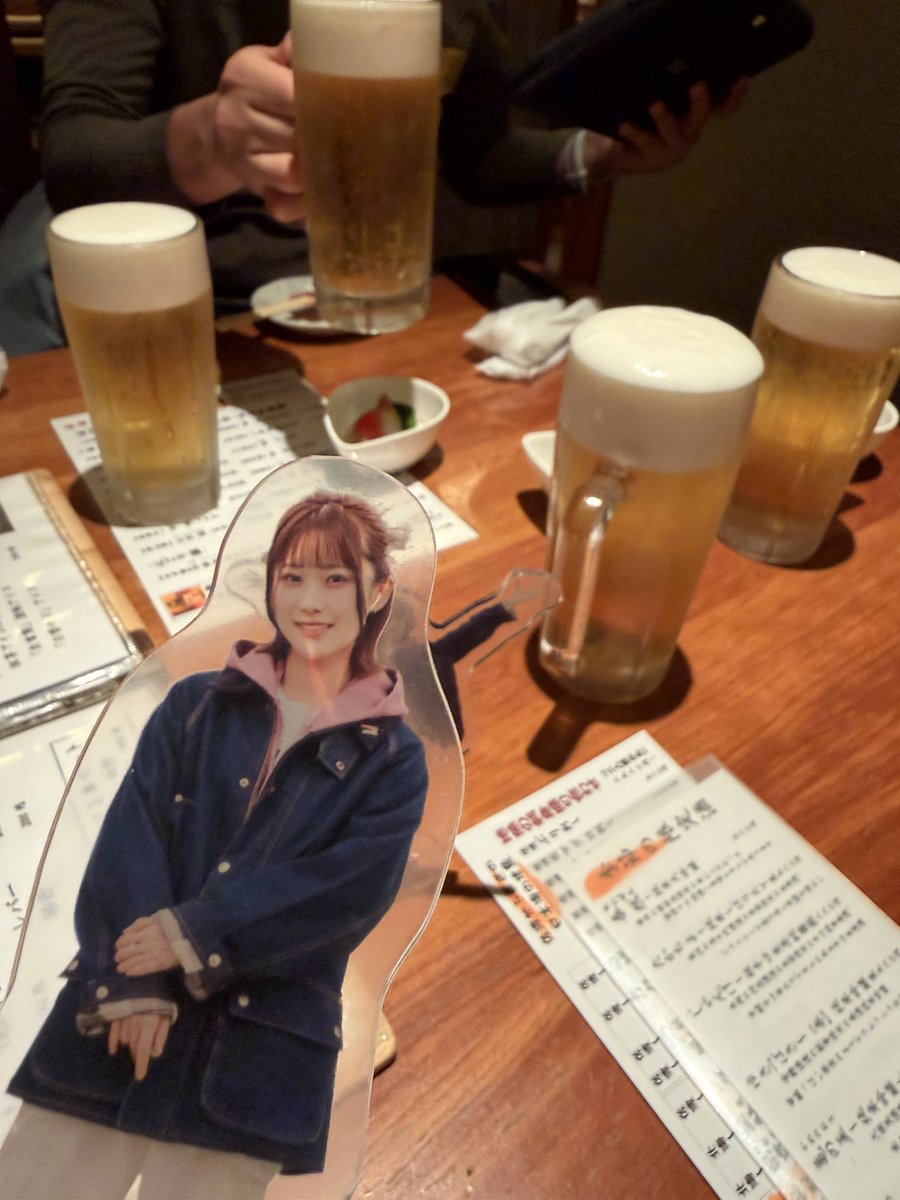夏吉ゆうこさん、生ビールだよ…