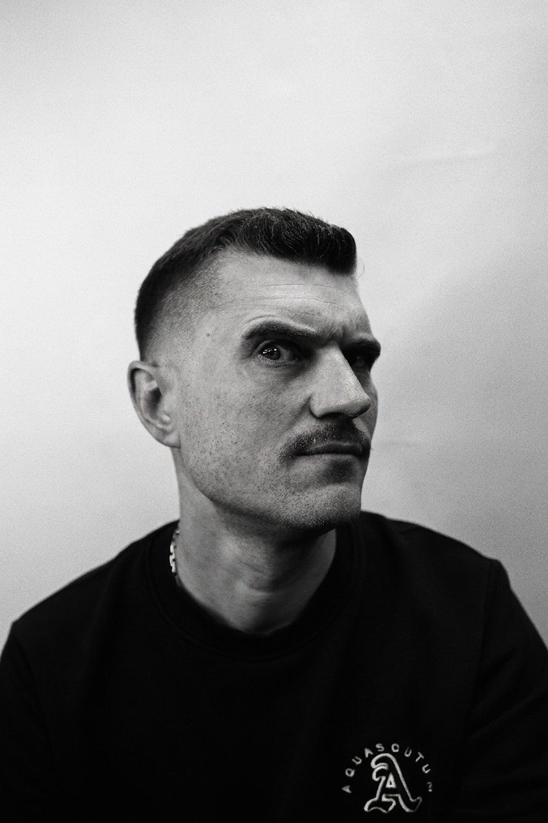 DevilsCutBarber's tweet image. Remember that video “A Perfect Gentleman’s Cut”? Yeah… finally got around to editing the photos 😅

Took me long enough, right? But hey — better late than never.

Here they are. Enjoy ✂️🔥
No need to thank me 😉
#barber