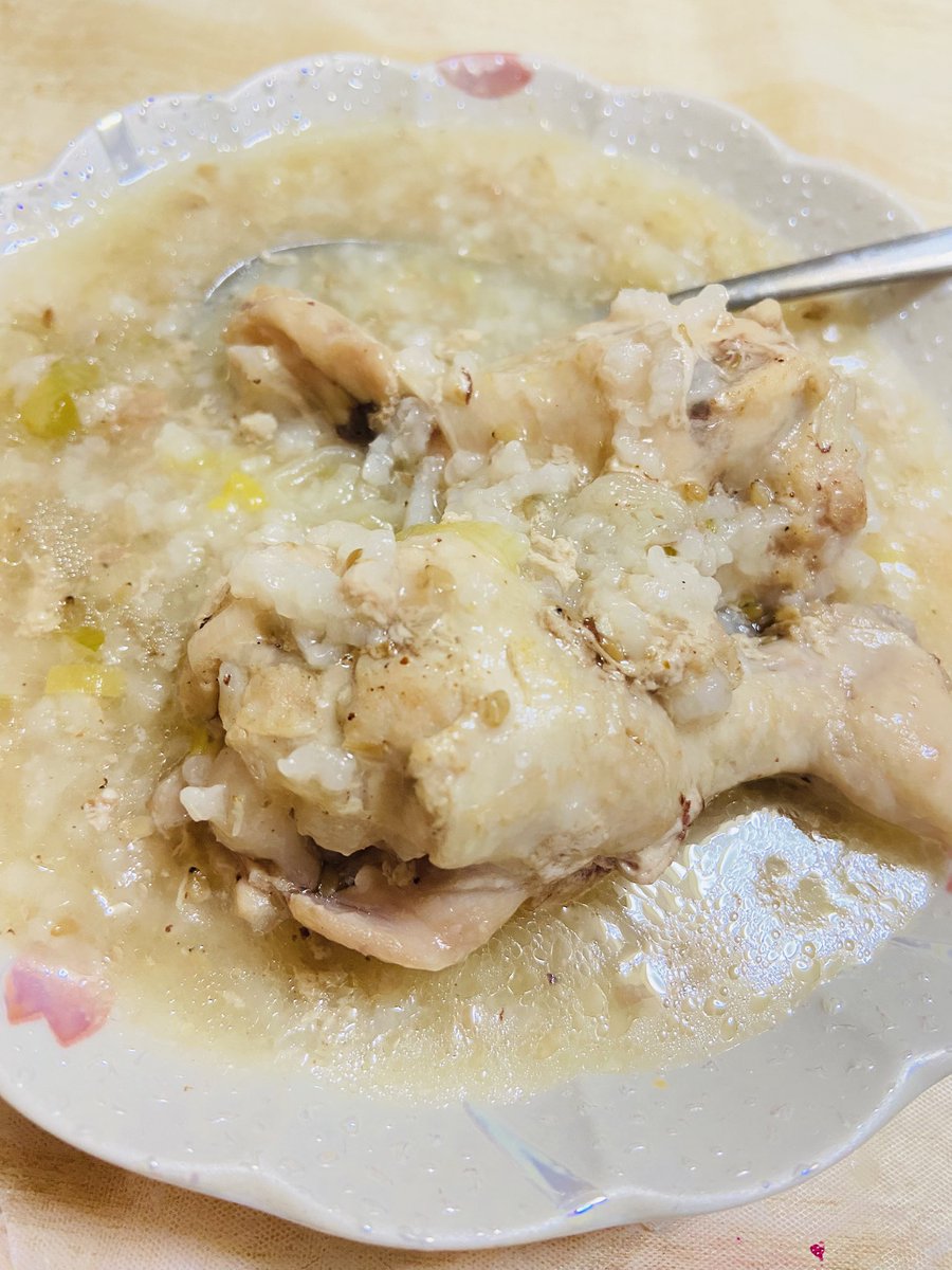 YJonlyyoojun's tweet photo. おうちごはん🍚🥢
時短　参鶏湯🍗 https://t.co/BLz0AMp7gz