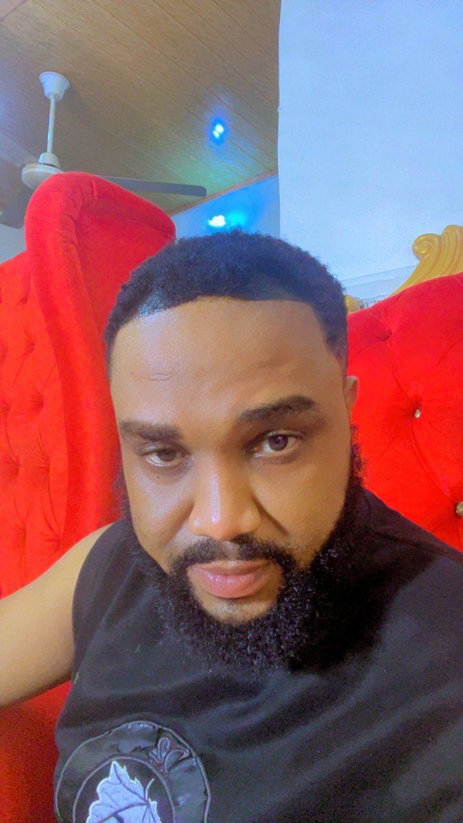 Sometimes you lose people, not because you’re bad… but because you’re growing.

If it doesn’t challenge you, it won’t change you.

Beautiful morning my people!! Money fall on your crypto wallet 💰