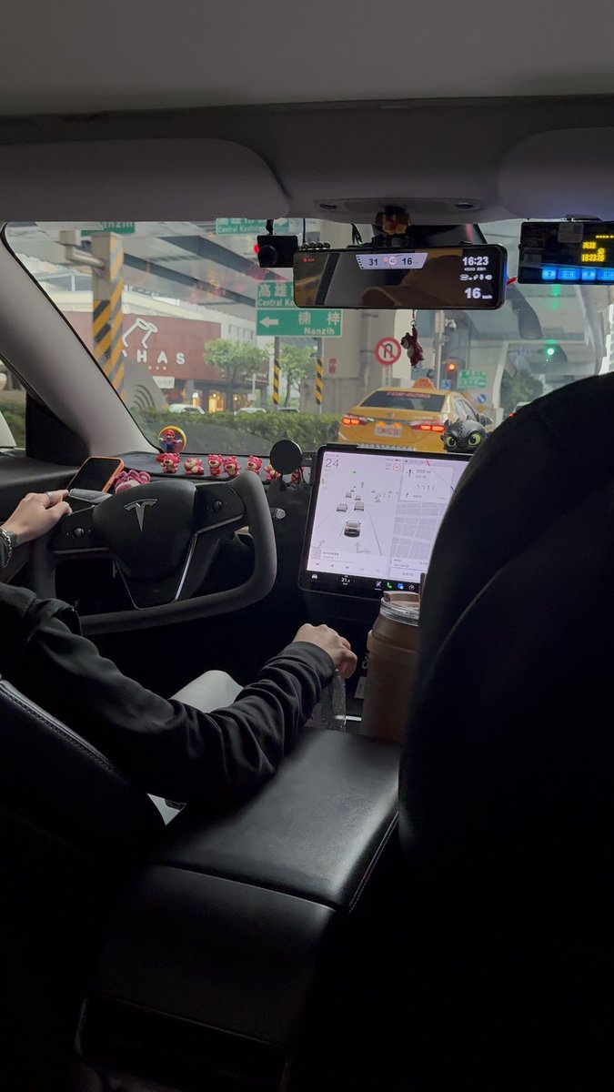 ube marie ! tweet media