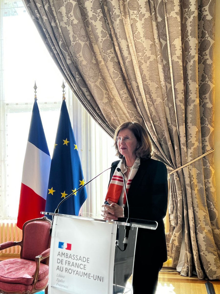AmbDuchene's tweet image. Delighted to meet French stakeholders in the UK nuclear sector at the Residence 🇫🇷🇬🇧.
Thank you to all the companies contributing to this strategic partnership. The Embassy remains fully mobilized to support you.
#Nuclear #Energy #NetZero