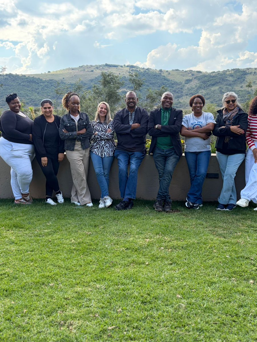 ManMboweni's tweet photo. Article writing conference https://t.co/xKSYXW3xNG