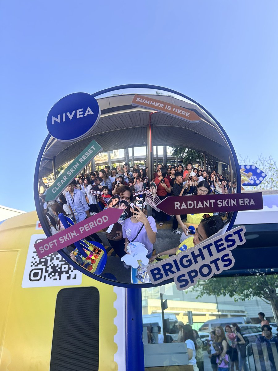 Hello, we’re playing here!

#NiveaBrightnessSpots