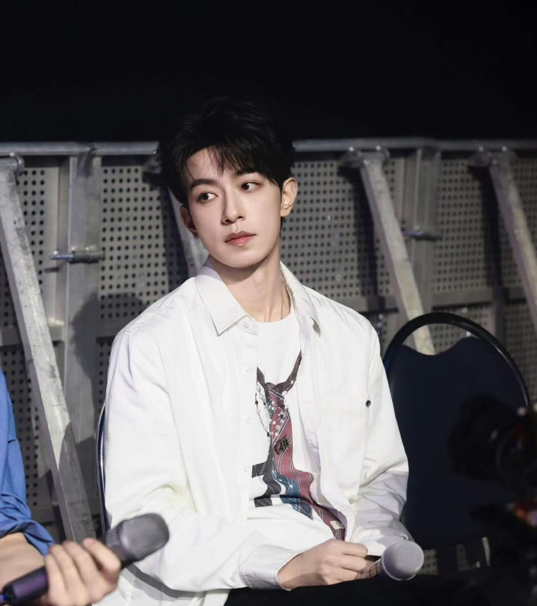 BLY 🏳️‍🌈 tweet media