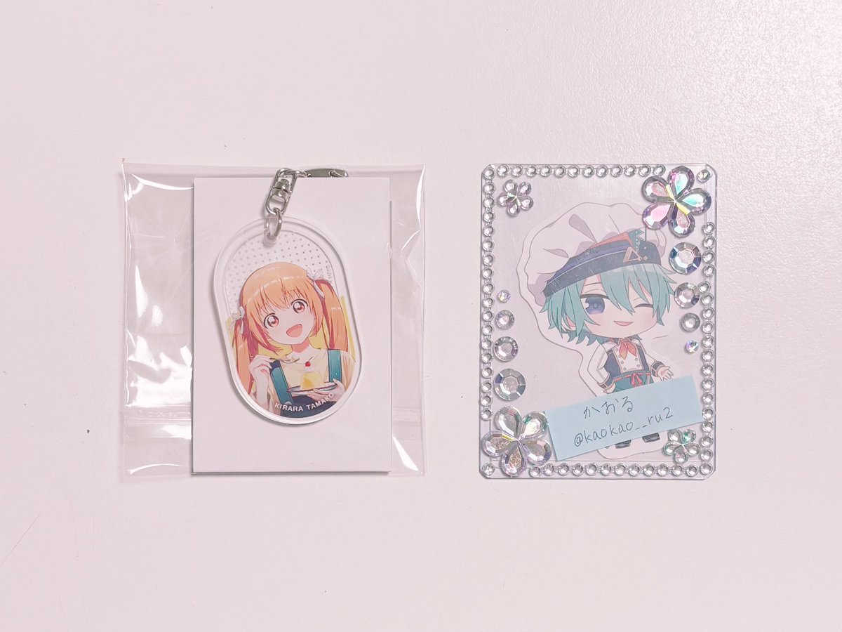 かおる tweet media