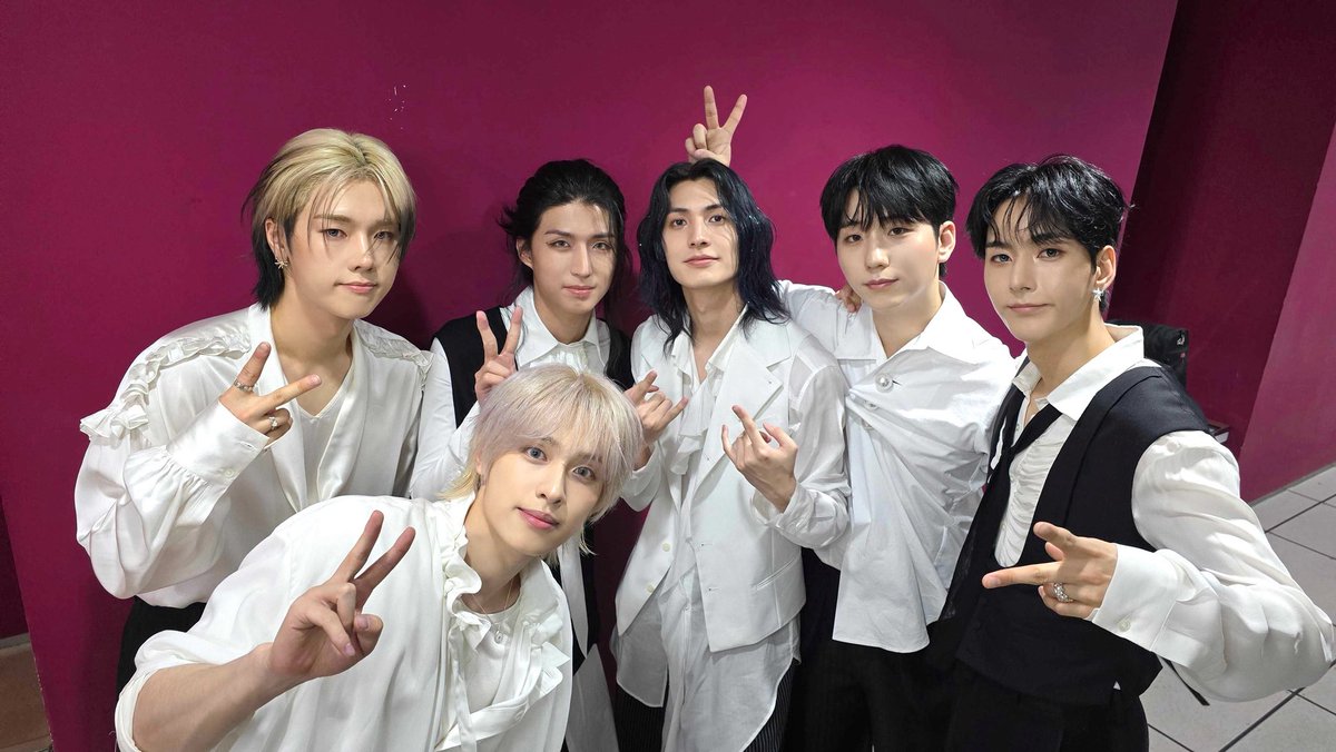 Xdinary Heroes tweet media