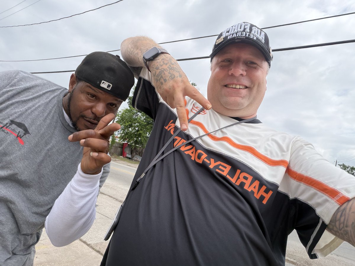 The Suit tweet media