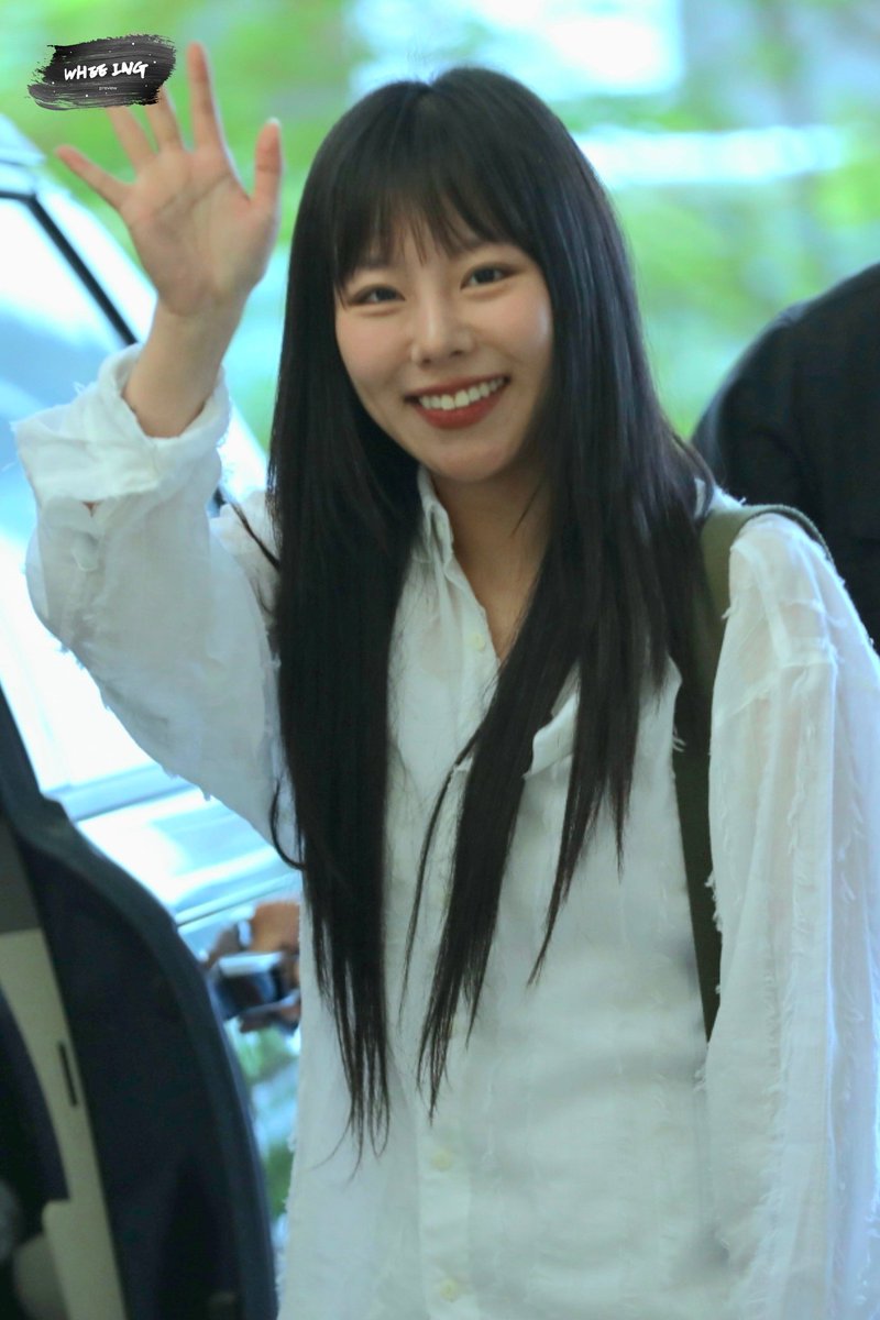 260425 휘인 팬싸 퇴근

오늘 넘나 귀여워~ㅎㅎ

#마마무 #MAMAMOO #휘인 #WHEEIN