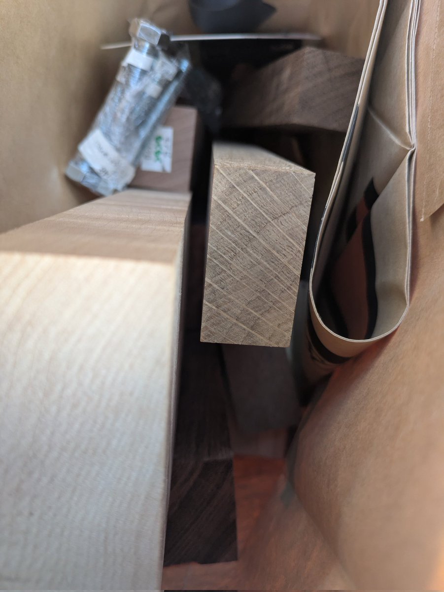 めいぼくを　いっぱいかって　しまった