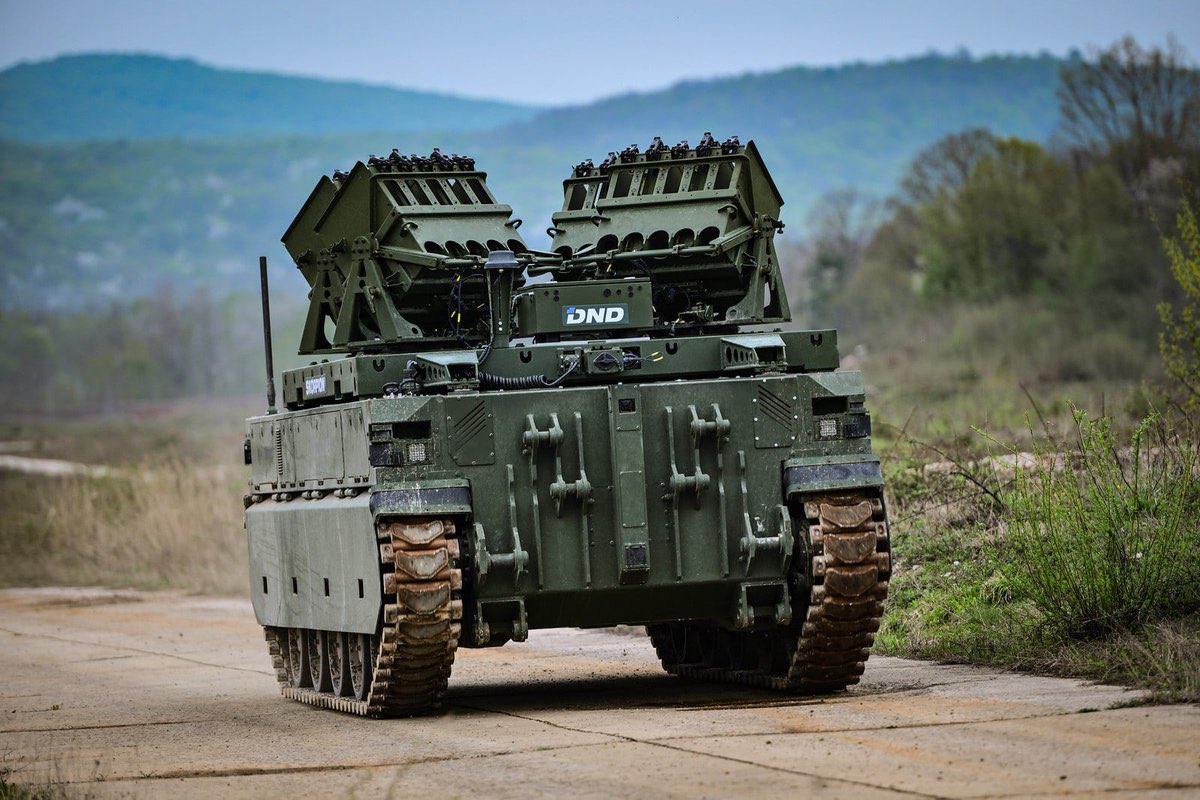 praisethesteph's tweet image. 🇭🇷#Croatia: The Croatian company DOK-ING unveiled the MV-8 Komodo UGV equipped with the Skorpion 2 mine-laying system from the 🇩🇪German company Dynamit Nobel Defence.

Full article written by me (in Czech): armadninoviny.cz/chorvatska-spo… I @armadninoviny