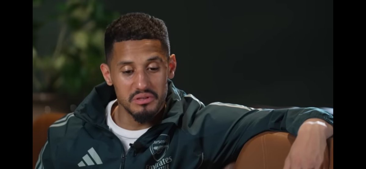 Arsenalnewschan's tweet image. 🗣️William Saliba says the #Arsenal players need to be prepared to die on the pitch ahead of today’s game with Newcastle: “I think we need to be calm. We need to die on the pitch as well, because it's now. Now we have to go, and we need everyone: the supporters, the team, the