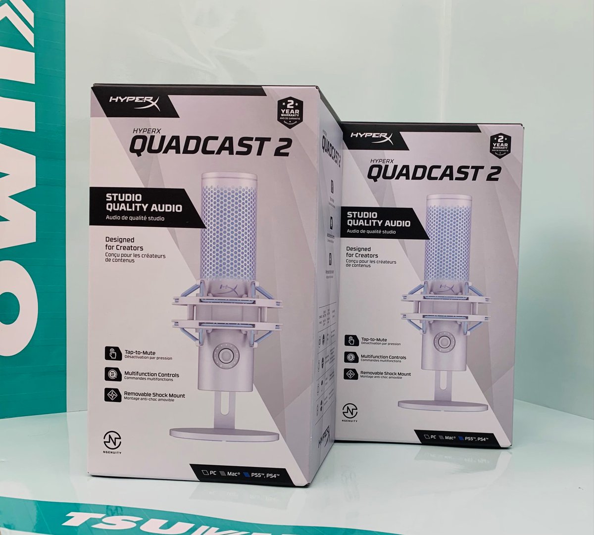 TSUKUMO_HONTEN's tweet image. 【本店Ⅱ2F】
✨HyperX GOLDEN WEEK SALE 2026✨
ホワイトカラーがおしゃれなマイク
ご用意あります

HyperX
『QuadCast 2 - USBマイク(Frost)』

USB接続ゲーミングマイク
4種極性パターン(カーディオイド、無指向、両指向、ステレオ)選択可能
タッチ式ミュートセンサー完備です

5/10迄
税込19,379円